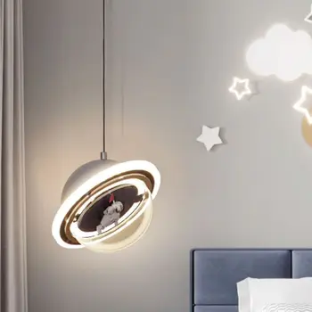 Liftable אסטרונאוט קריקטורה יצירתי נברשות לוויין טילים עיצוב דקורטיבי מנורת Led עבור חדר השינה של הילדים לחדר תאורה